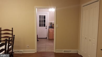 157 Mechanic St, Hightstown, NJ 08520 - photo 7