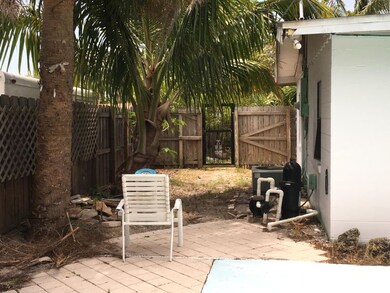 110 W. PASCO SHAY-LATAVANHA (6)