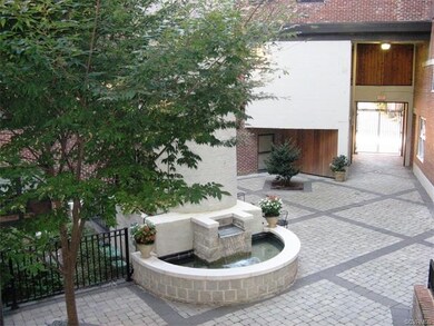 413 Stuart Cir unit 5D, Richmond, VA 23220 - photo 4