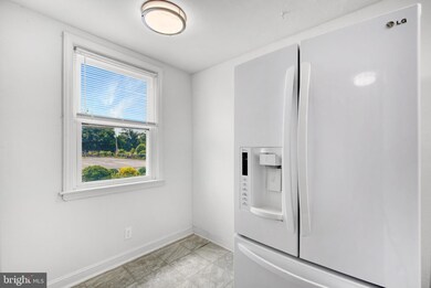 666 Rively Ave, Glenolden, PA 19036 - photo 6