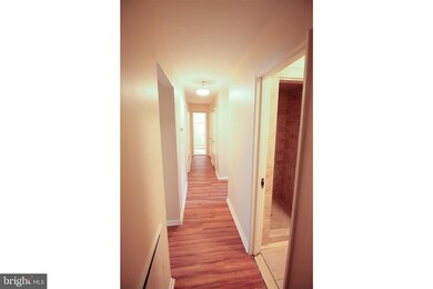 383 Lakeside Rd unit 207, Ardmore, PA 19003 - photo 3