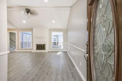 4613 Cashel Glen Dr, Houston, TX 77069 - photo 4