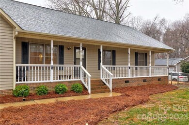 143 Antler Dr, Statesville, NC 28625 - photo 2