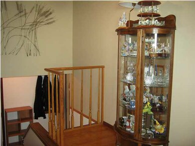 319 Shon St, Maize, KS 67101 - photo 2