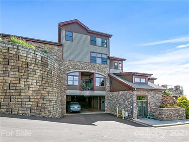 4 Chimney Crest Dr unit F, Asheville, NC 28806 - photo 2