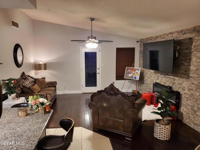 765 Desert Star Dr, Horizon City, TX 79928 - photo 7