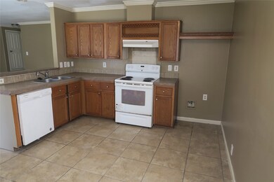 6806 Covington Dr, Houston, TX 77091 - photo 5