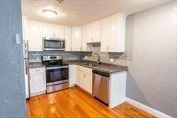 22 Irving St unit 8, Everett, MA 02149 - photo 4