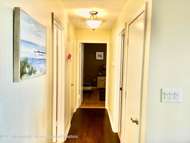 95 Players Cir unit D1, Tinton Falls, NJ 07724 - photo 7