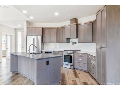 1591 Deschutes Ave, Eugene, OR 97408 - photo 5