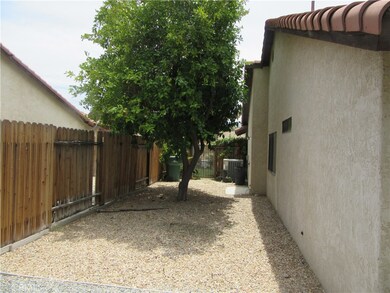 69466 Bion Way, Cathedral City, CA 92234 - photo 4