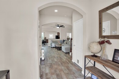 9027 Fuqua Breeze Dr, Houston, TX 77075 - photo 4