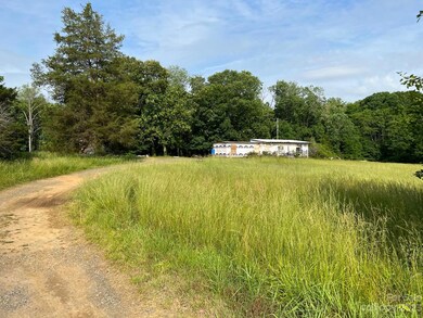 6091 Oakridge Rd, Clover, SC 29710 - photo 4