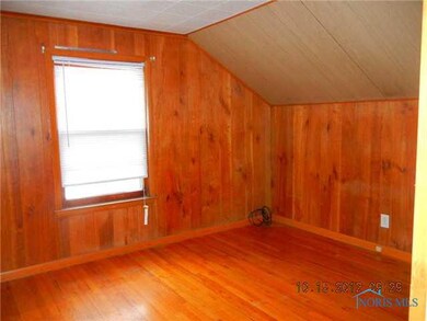 225 Orville Dr, Toledo, OH 43612 - photo 6