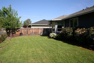 2651 Montara Dr, Medford, OR 97504 - photo 2