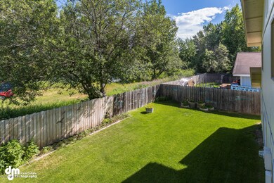 2511 W 70th Cir Anchorage AK-large-027-B