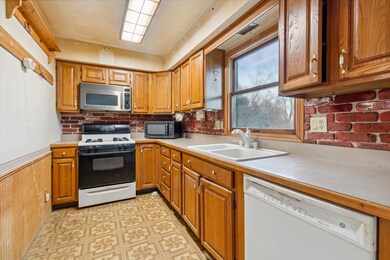 09-819-S-Bull-Run-Rd-Fowlerville-MI-4883