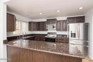 1331 E Dava Dr unit 9, Tempe, AZ 85283 - photo 3