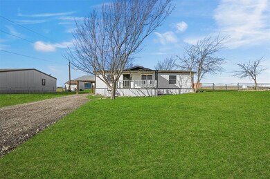 146 Layfield Ln, Rhome, TX 76078 - photo 2