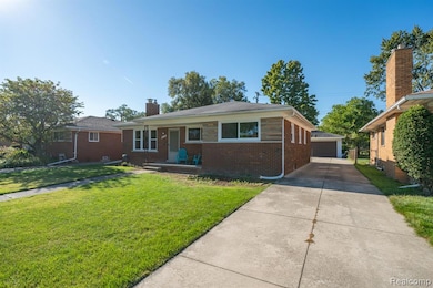 19136 Mott Ave, Eastpointe, MI 48021 - photo 2