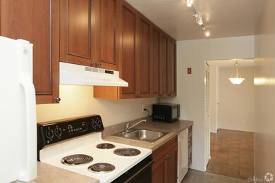 44 Route 25 A unit 401, Smithtown, NY 11787 - photo 6
