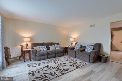 405 Stonecrest Ct, Stevens, PA 17578 - photo 3