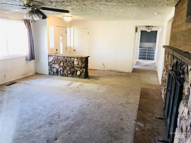 709 W Iowa Ave, Nampa, ID 83686 - photo 3