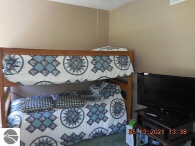 5305 E Michigan Ave, Au Gres, MI 48703 - photo 4