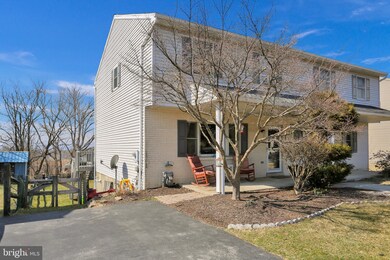 4412 12th Ave, Temple, PA 19560 - photo 2