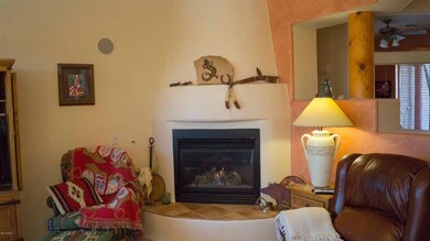 9547 Kiva fireplace