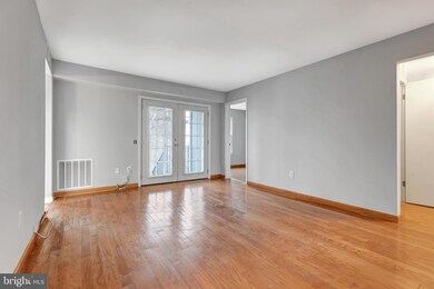 20245 Shipley Terrace unit 4-A-10, Germantown, MD 20874 - photo 4