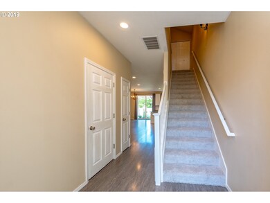 20276 Hoodview Ave, West Linn, OR 97068 - photo 4