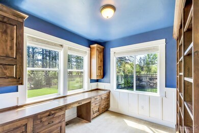 2005 NW Harriman St, Bend, OR 97701 - photo 5