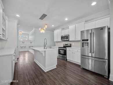 100 Calcos Ct, Holly Ridge, NC 28445 - photo 4