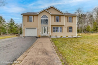 1123 Chickadee Dr, Pocono Summit, PA 18346 - photo 2