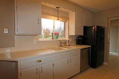Ceramic tile floor