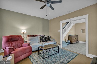 125 Spring Valley Rd, Reading, PA 19605 - photo 4