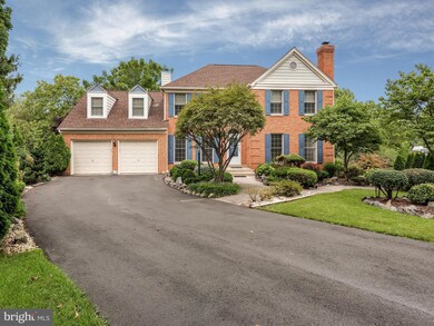 1007 Dulaney Mill Dr, Frederick, MD 21702 - photo 2