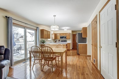 2127 Twin Flower Cir, Grove City, OH 43123 - photo 2