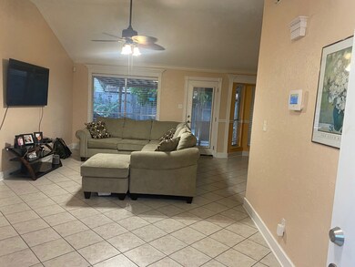 7607 Weatherhill Ln, Houston, TX 77041 - photo 3