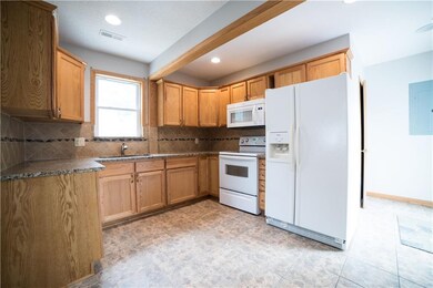 4016 56th St, Des Moines, IA 50310 - photo 7