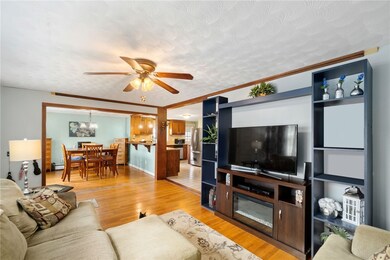 108 Angell St, Woonsocket, RI 02895 - photo 2