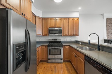 287 Grand St unit 3, Jersey City, NJ 07302 - photo 3