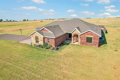 11335 N. 1930 Rd, Sayre OK
