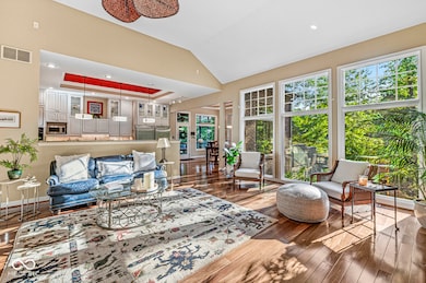 1121 Bayside Ct, Columbus, IN 47201 - photo 4