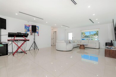 825 Argonaut Isle, Dania Beach, FL 33004 - photo 5