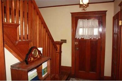 134 Thacher St, Milton, MA 02186 - photo 2