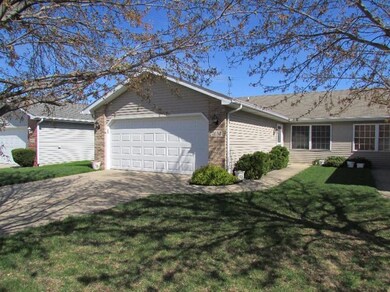 1634 Aspen Dr, Crown Point, IN 46307 - photo 2