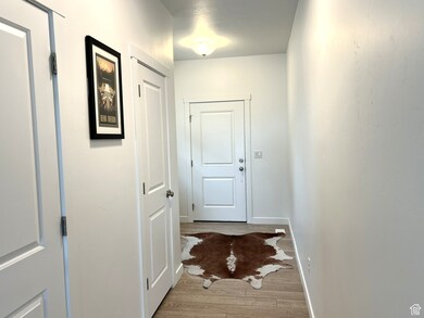 424 W Domain Ln, Grantsville, UT 84029 - photo 7