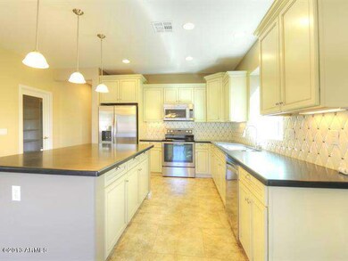 008_Kitchen Detail